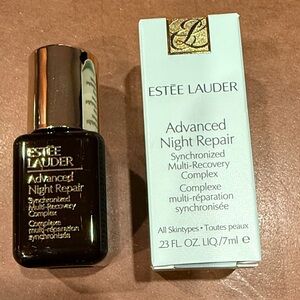 Estee Lauder Advanced Night Repair - Brown and White